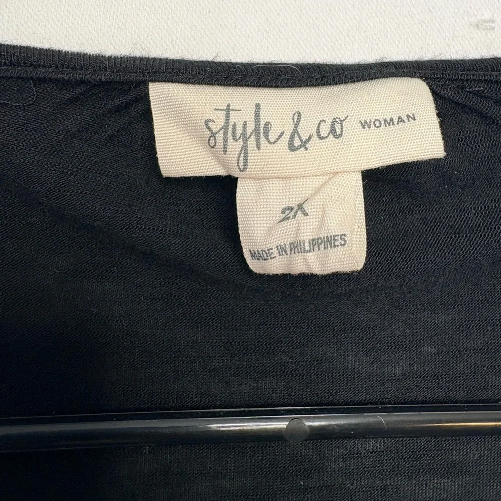 Style & Co. plus size 2x Henley Black Long Sleeve tunic top - Picture 3 of 5